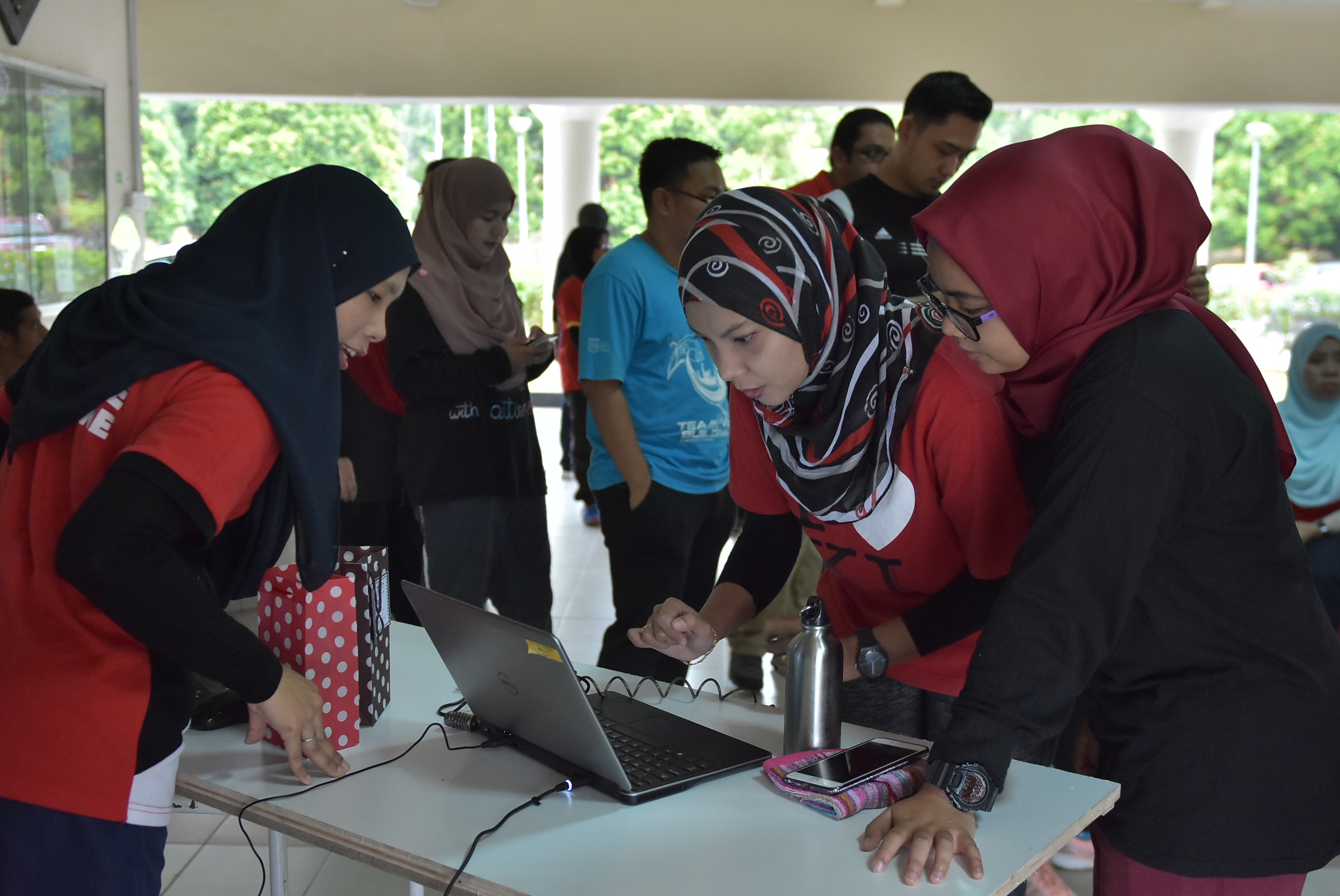 UKM 9187